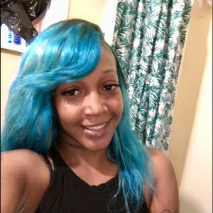 Meet your Posher, Keyoni